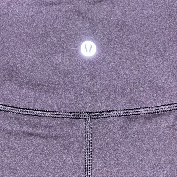 Lululemon Activewear Bundle – Size 8 + JUNK Headband - Picture 9 of 14